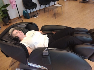 Tiefe myofasziale Ganzkörper Massage Bild 4