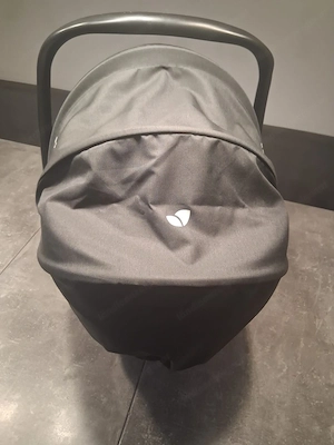 Joie i-Snug 2 Babyschale   Schwarz Bild 2