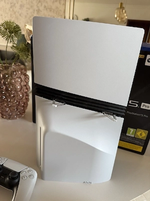 playstation 5 pro mit laufwerk Bild 2