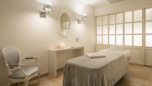 Wellness-Massage   Eleganz, Entspannung & Diskretion