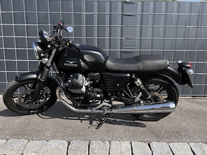 Moto Guzzi V7 II Stone   SOLD Bild 3