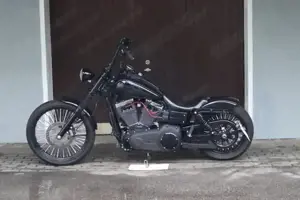 Harley-Davidson Dyna Wide Glide Chopper   Cruiser Bild 3