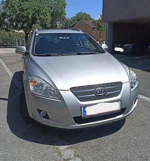 KIA Ceed cee'd SW 1,6 CVVT Active Aut. Kombi Bild 9