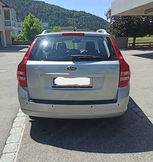 KIA Ceed cee'd SW 1,6 CVVT Active Aut. Kombi Bild 2