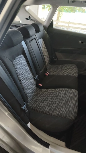 KIA Ceed cee'd SW 1,6 CVVT Active Aut. Kombi Bild 5