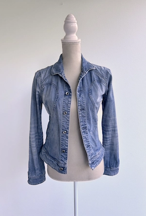 Damen Jeansjacke von Diesel mit Knopfleiste