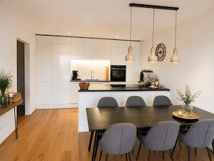 2-ZI-Wohnung mit traumhaftem Weitblick in Dafins zu vermieten