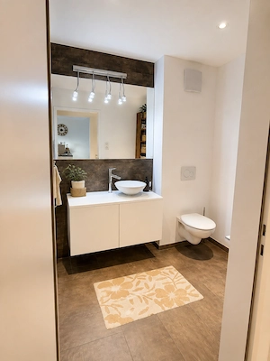 2-ZI-Wohnung mit traumhaftem Weitblick in Dafins zu vermieten Bild 4