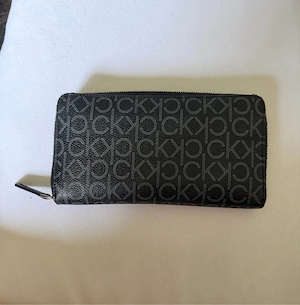 Calvin Klein Portemonnaie Bild 3