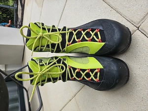 Bergschuh Wanderschuh  42,5 Montura