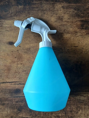 sprühflasche Bild 2