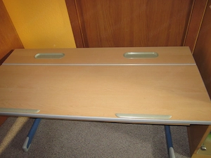 Schul-Schreibtisch Bild 2