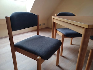 Tischgruppe mit 4 Stühlen, Buche Vollholz Bild 4