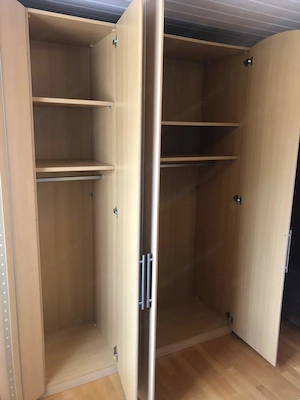 Kleiderschrank mit Spiegel Bild 2