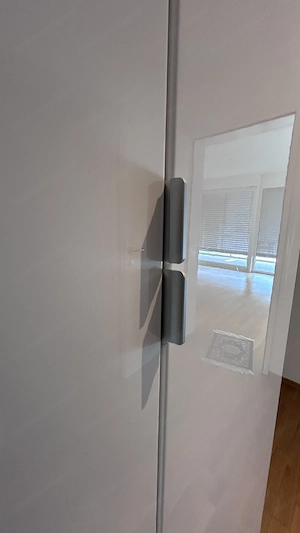 PAX IKEA Kleiderschrank Bild 2