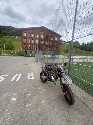 SX Supermoto (keine Zulassung) Bild 5