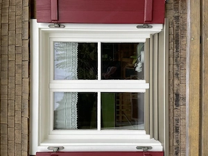Holzfenster Bild 2