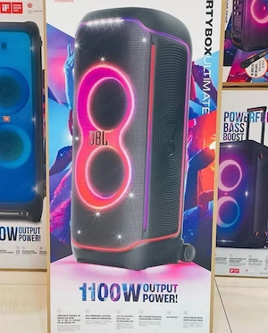 Sofort versandfertig: JBL Partybox Ultimate 1100W. Neu und originalverpackt mit Mikrofon. Bild 3