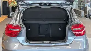 Mercedes-Benz A 180 Bild 9