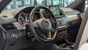 Mercedes-Benz E 250 Bild 12
