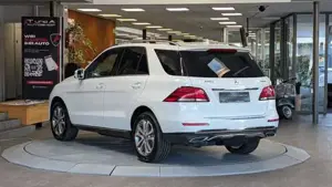 Mercedes-Benz E 250 Bild 6
