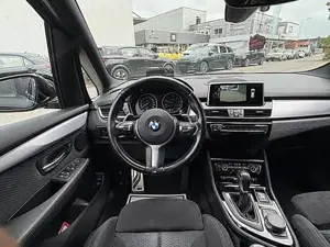 BMW 2er Bild 10