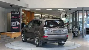 Mitsubishi Outlander Bild 6