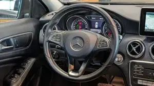 Mercedes-Benz A 180 Bild 12
