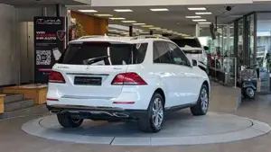 Mercedes-Benz E 250 Bild 7