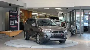 Mitsubishi Outlander Bild 3