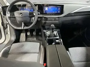 Opel Astra Bild 8