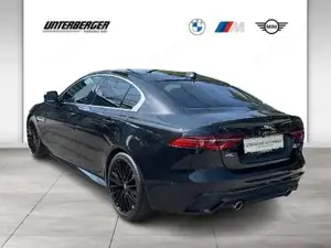 Jaguar XE R-Dynamic SE // Tempomat // Parkassistent Bild 4