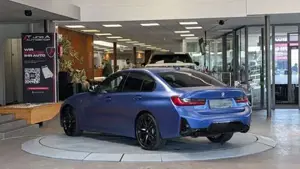 BMW 320 Bild 6