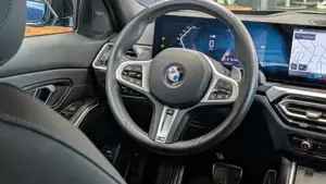 BMW 320 Bild 13