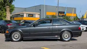 BMW 325 Bild 4
