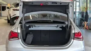 Mercedes-Benz A Bild 9