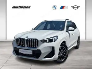 BMW X1 xDrive20d M-Sportpaket // elektr. Anhängerkupplung // Lenkradheizung // Harman + Kardon