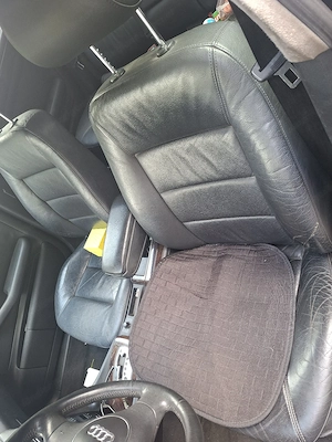 audi a6 2.4 v6  Bild 4