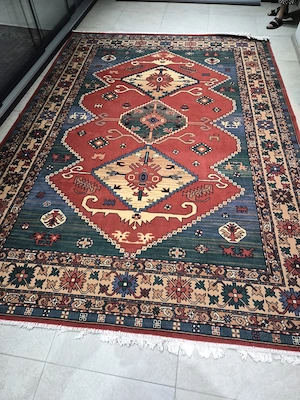 Verkaufe meinen geliebten Woll-Teppich