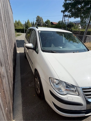 VW Touran  Bild 4