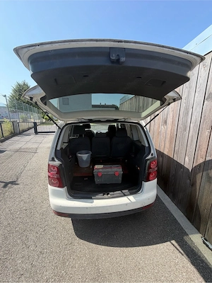 VW Touran  Bild 3