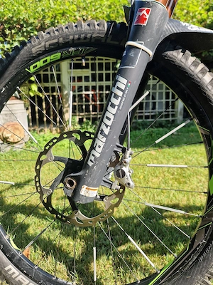 Scott Gambler 10 Downhill 26" Größe S   Marzocchi 380 C2R2 Ti   XT Bild 3