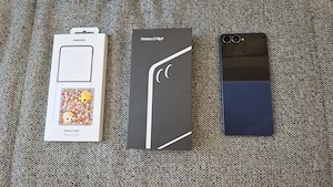 Samsung Galaxy Z Flip 7 (512GB)   Wie neu! + Gratis Hülle Bild 6