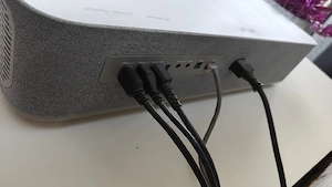 4K UST Laser Beamer + CLR-Leinwand Bild 4