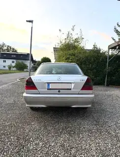 Mercedes C220 CDI | Baureihe W202 | Baujahr 1999, gültiges Pickerl (11  + 4)