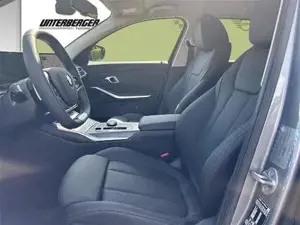 BMW 320xd er 320d xDrive Touring G21 B47 Head-Up Bild 10