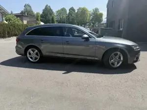 Audi A4 Bild 2