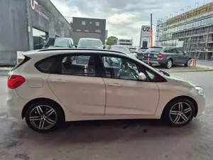 BMW 216 Bild 11