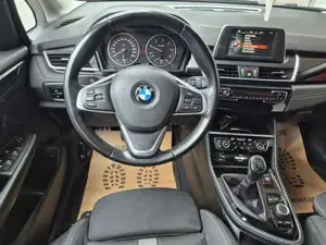 BMW 216 Bild 16