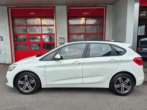 BMW 216 Bild 6